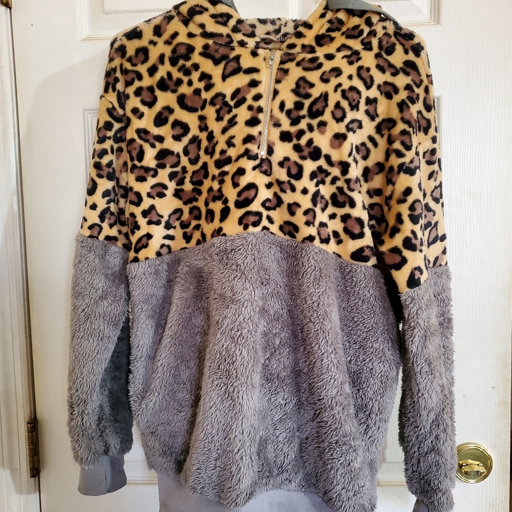 Warm,Soft hoodie (box1)